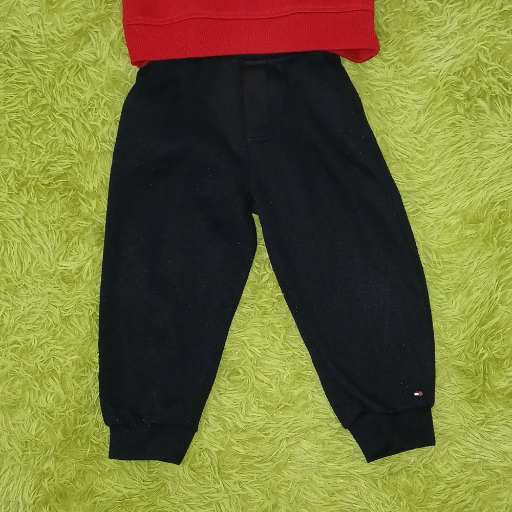 Tommy Hilfiger Toddler Red Hoodie Jacket with black joggers Size 2T PREOWNED‎